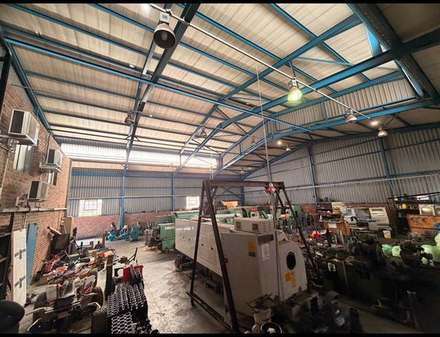 625M² WAREHOUSE TO LET IN SEBENZA